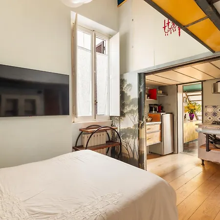 Penthouse In Exclusive Borgo Pio District *