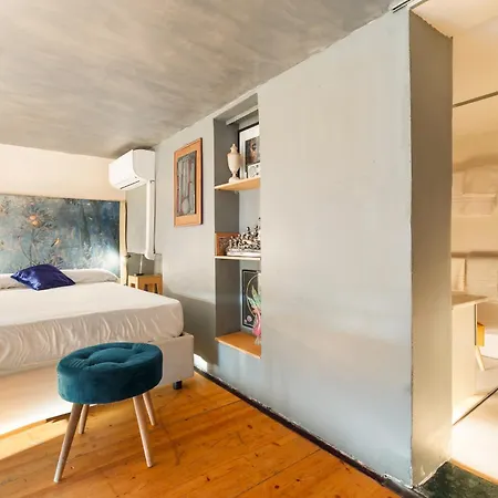 Apartment Penthouse In Exclusive Borgo Pio District